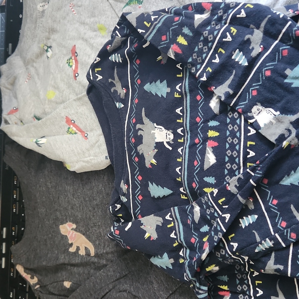 3 piece set Christmas holiday long sleeve shirts. Old navy 4t